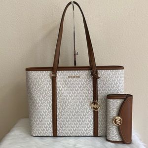 Michael Kors purse and wallet set